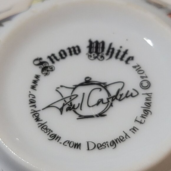 Paul Cardew Design England 2012 - Snow White Poisoned Apple Porcelain Teapot - Picture 7 of 13